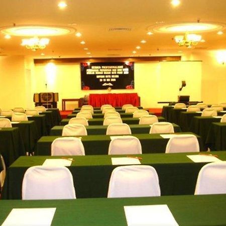 The Emperor Hotel Malacca Екстер'єр фото