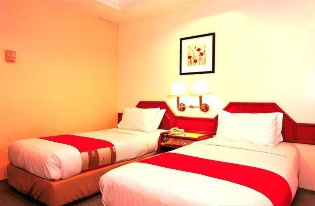 The Emperor Hotel Malacca Екстер'єр фото