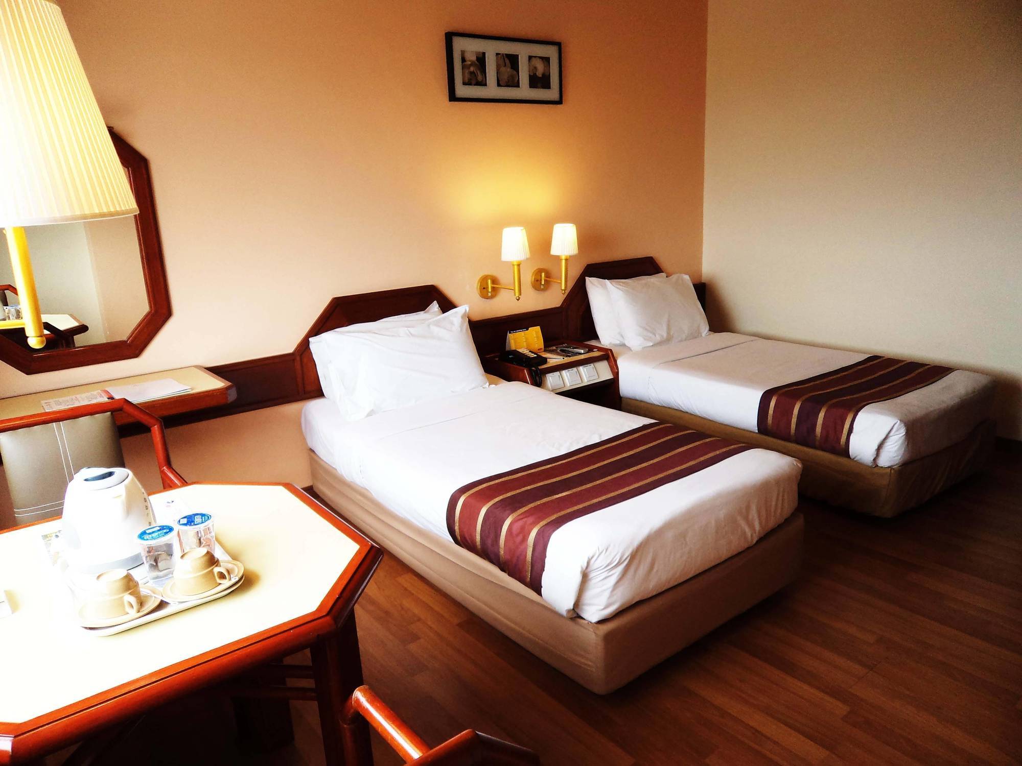 The Emperor Hotel Malacca Екстер'єр фото