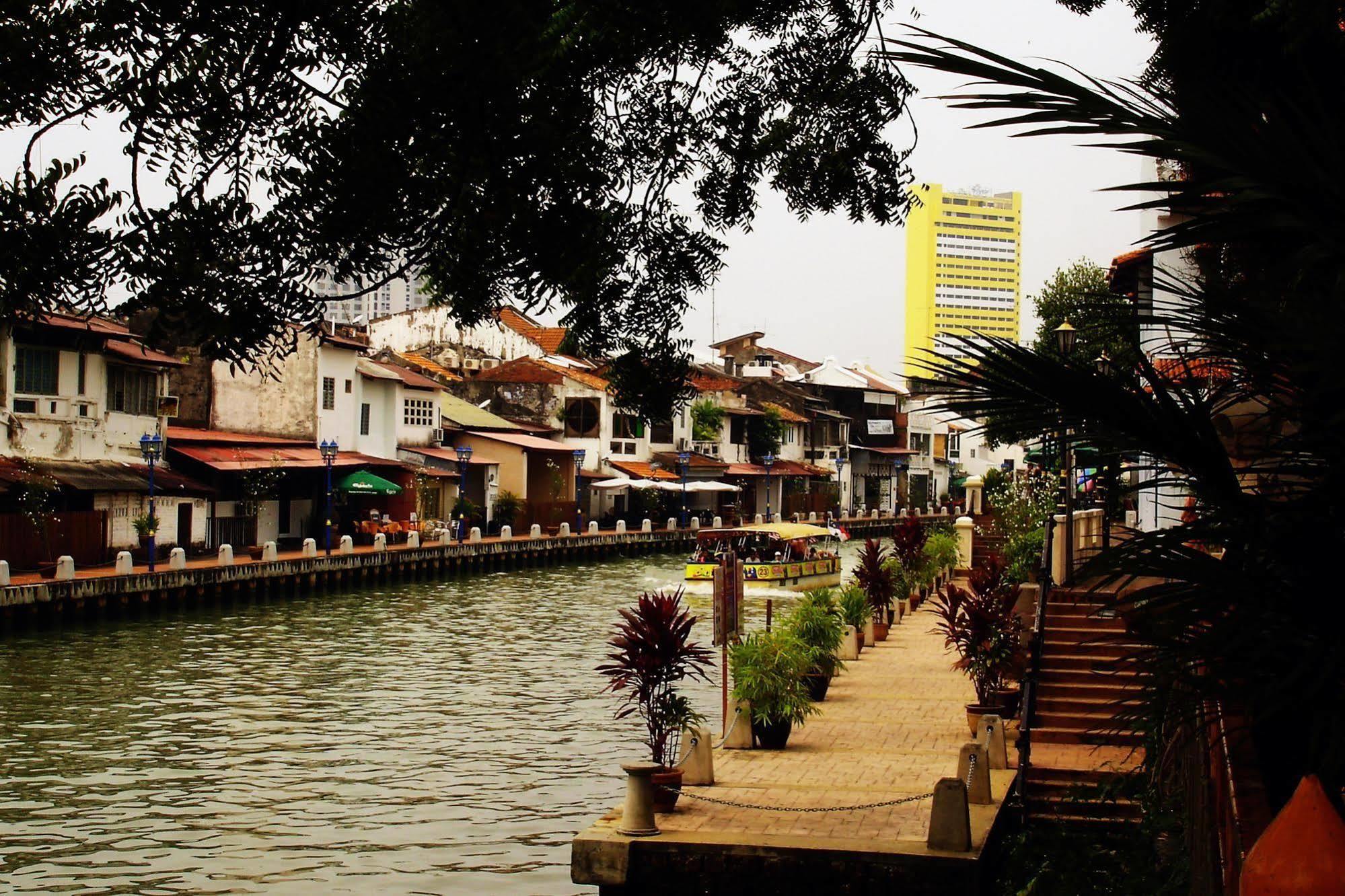 The Emperor Hotel Malacca Екстер'єр фото