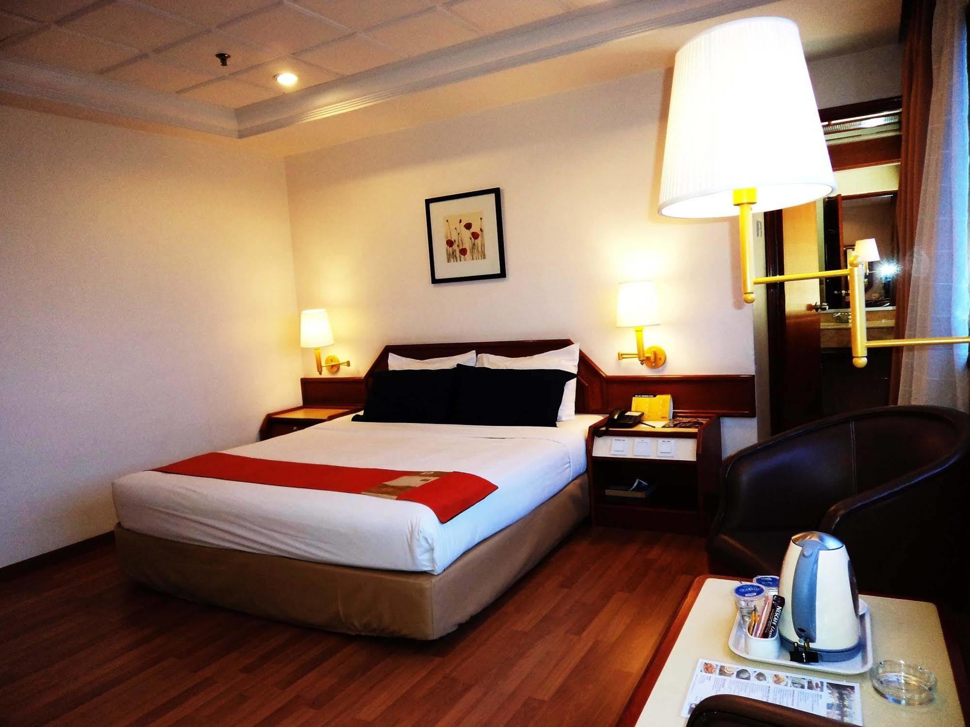 The Emperor Hotel Malacca Екстер'єр фото