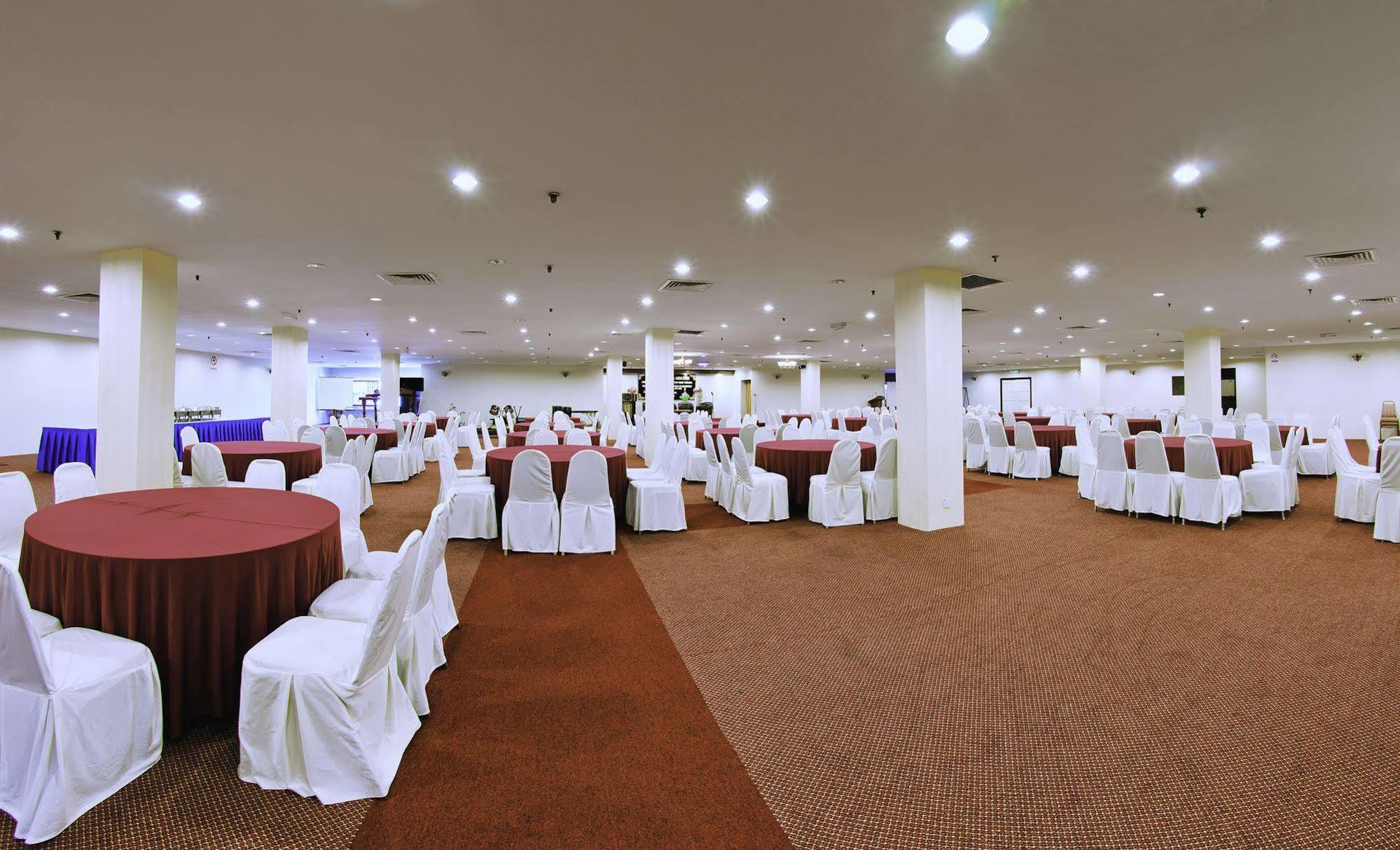 The Emperor Hotel Malacca Екстер'єр фото